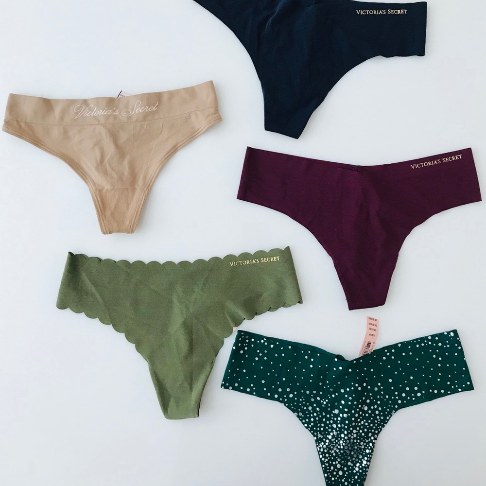 NWT VICTORIA SECRET THONG